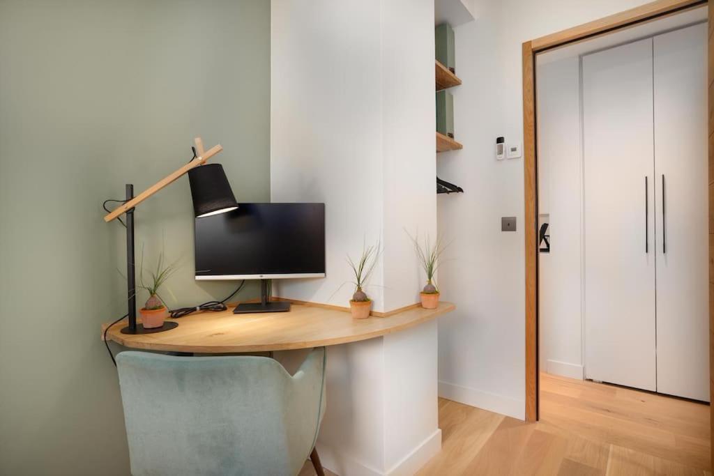 Appartement Standing -T3- Centre Ecully Exterior photo